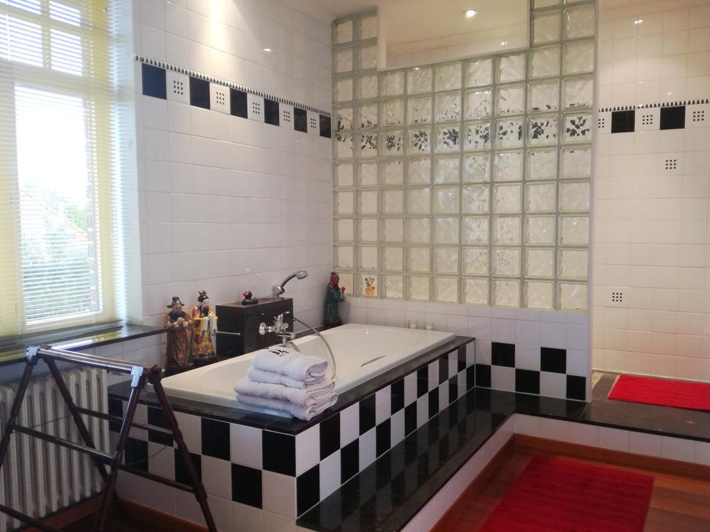 B&B Frangipani Bali Waregem Δωμάτιο φωτογραφία